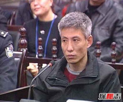 辽宁黑社会老大刘涌，当众掌掴刘德华震惊众人