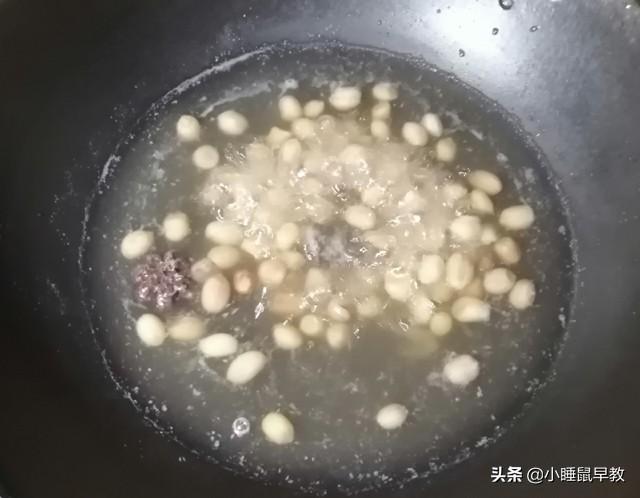 黄瓜拉皮怎么拌好吃简单(黄瓜拌大拉皮怎么拌好吃)