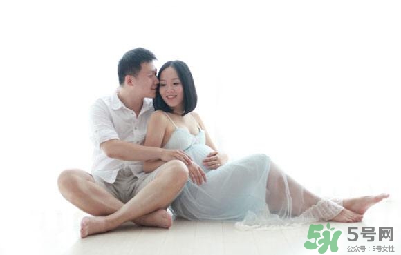 孕妇能抹护肤品吗？孕妇能化妆吗？