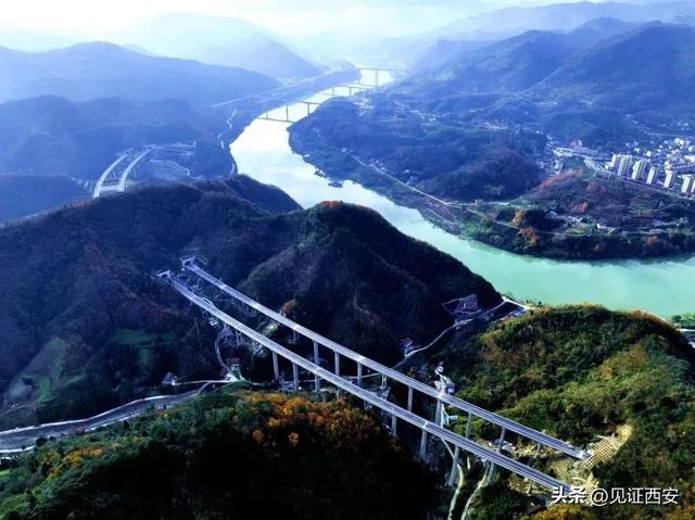 陕西高速公路免费到什么时候结束（陕西又一条高速公路今日通车）(2)