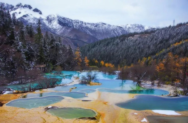 4天3晚自由行去四川旅游线路详细汇总攻略，完美四川4天3晚自由行路线大揭秘