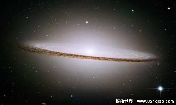 宇宙之网中巨大的星系是如何逐渐成长（成长场所）