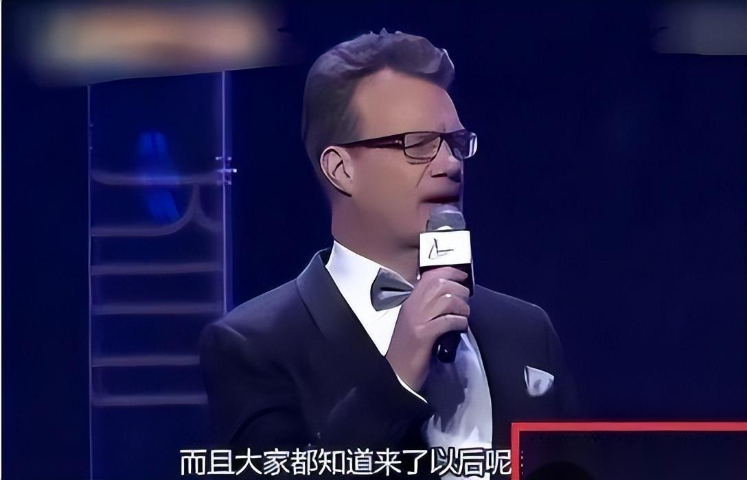 师从姜昆，却因冯巩一句话离开中国，“洋相声”演员大山去哪了？