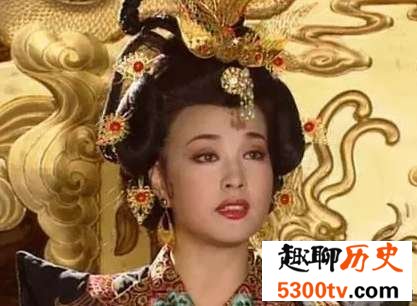 武则天身为一个女人是怎么坐稳皇位的？