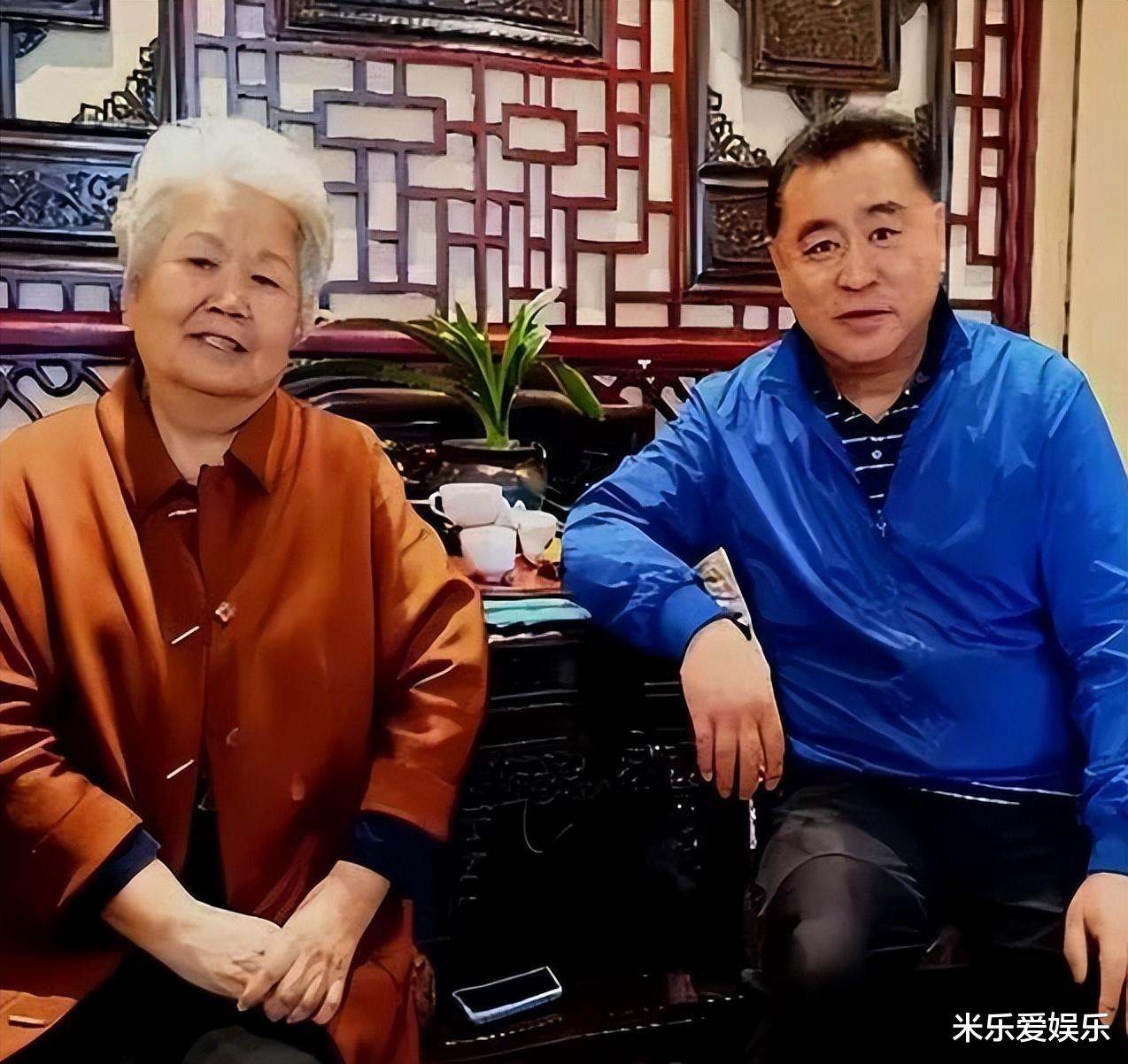 “播音天后”邢质斌：曾是央视主持人，却因触犯行规，到了晚年闹得臭名远扬