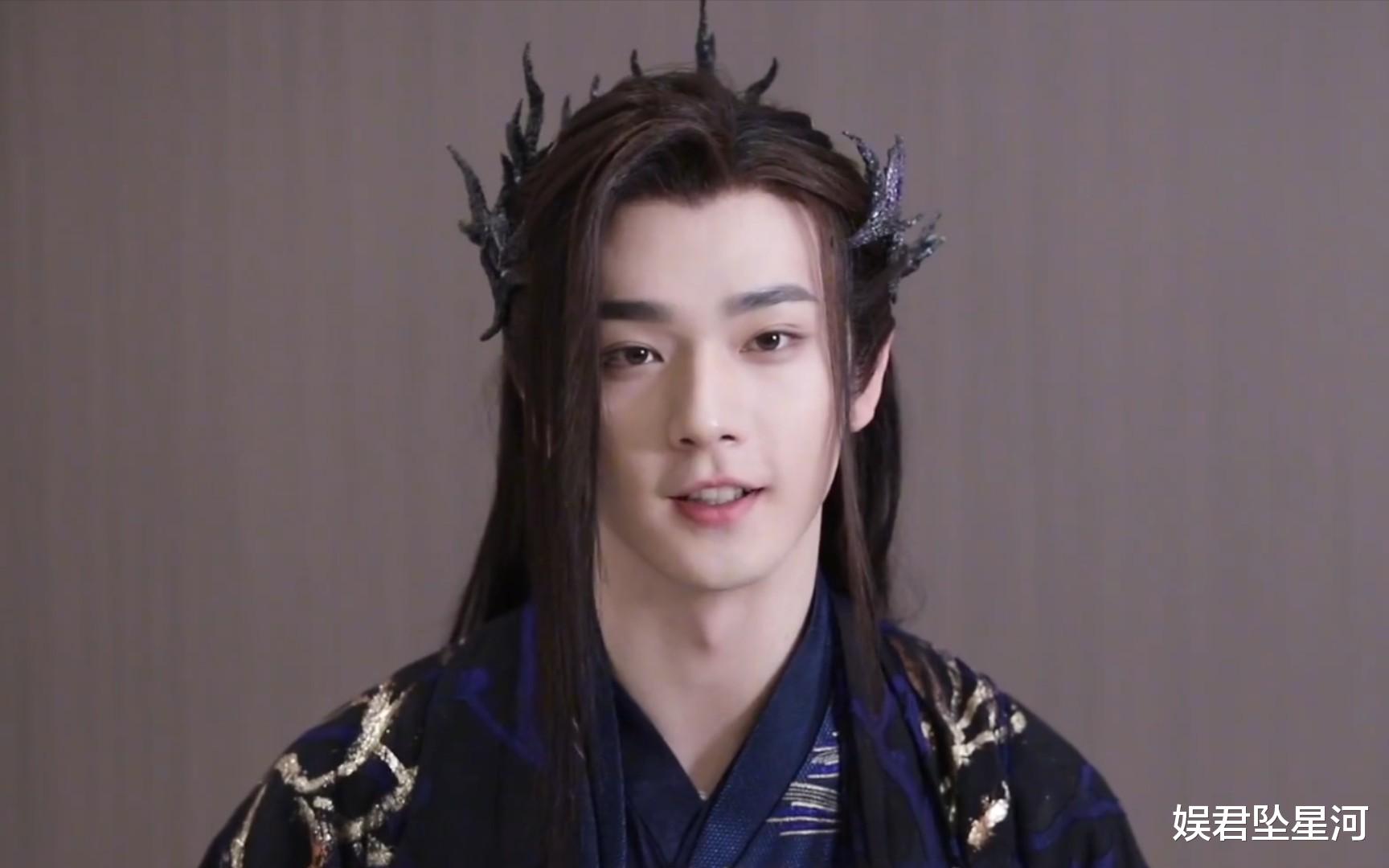 二搭侯明昊，演完《苍兰诀》演《少年白马醉春风》，他换个造型差点没认出